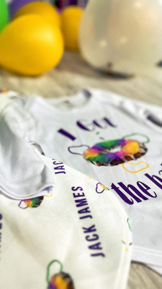 I Got The Baby King Cake Bodysuit With Personalized Bib and Burp Cloth Set