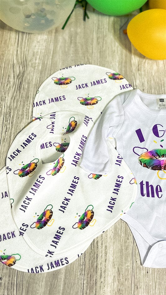 I Got The Baby King Cake Bodysuit With Personalized Bib and Burp Cloth Set